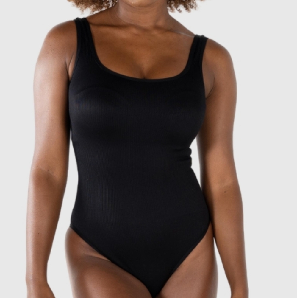 NWOT Black Size Large Slimming Ribbed One Piece Body Suit Snap Bottom!!